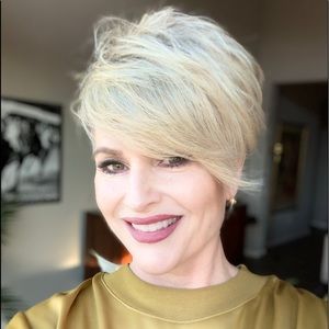 Meet your Posher, Amy